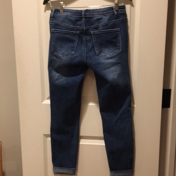 Tractr Blu distressed cuffed/raw hem stretchy jeans women’s size 28 - Picture 9 of 12